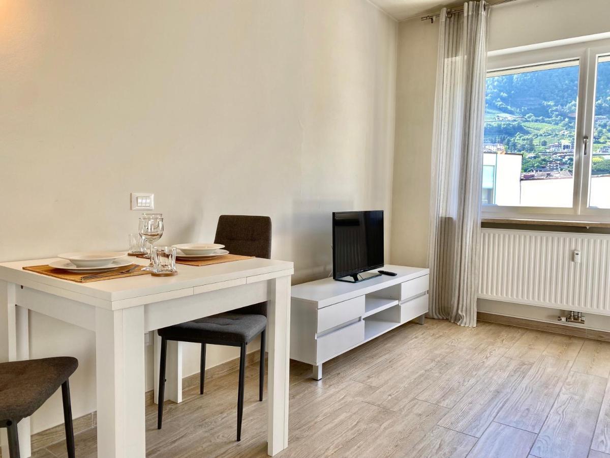 Bright Studio Apartment With Free Private Parking Merano Exterior photo